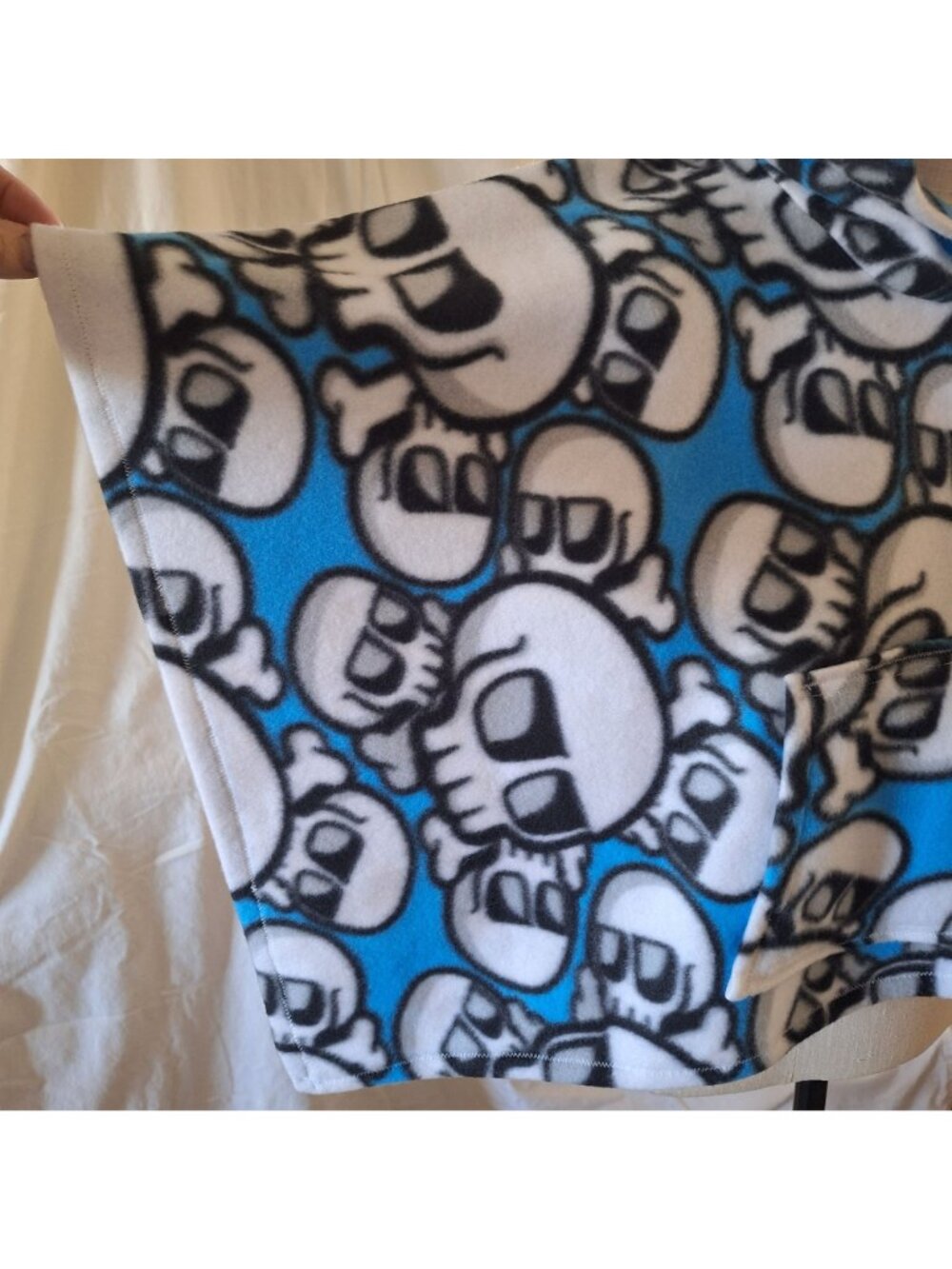 Fleece Handmade Kids  Skull Poncho W Pocket & Hood Car Seat Blue Black White - Picture 8 of 15